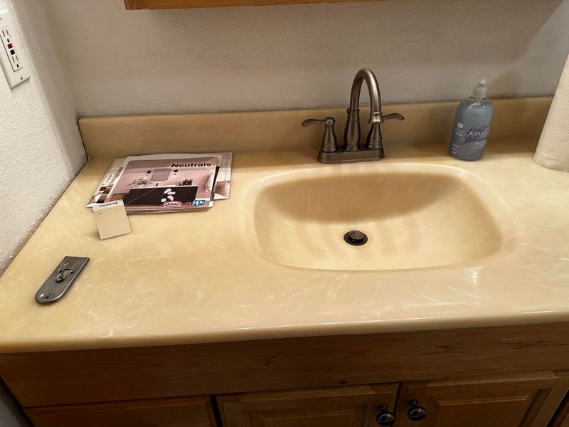 Cultured Marble Countertops Remain Controversial