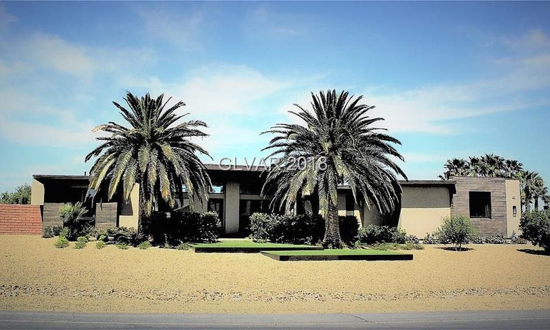 Green Valley South's Mid-Century Renovations 