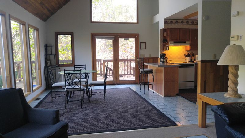 Cabins with Floor-to-Ceiling Windows