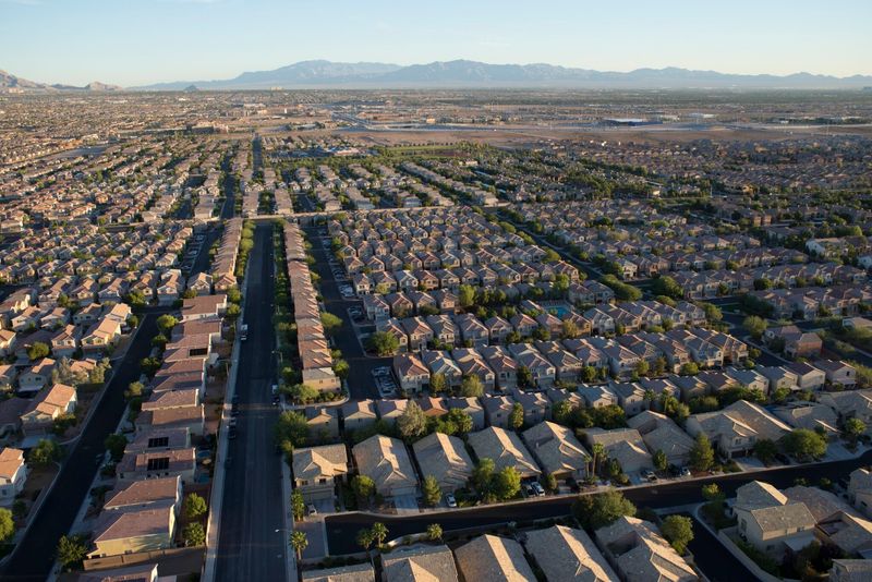 8 Types Of Las Vegas Homes Facing Potential Price Declines By 2026 - Decor Hint Suburban Tract Homes In Overbuilt Communities