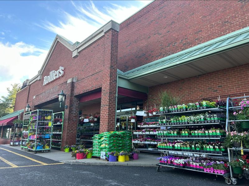 Rollier's Hardware in Mt. Lebanon