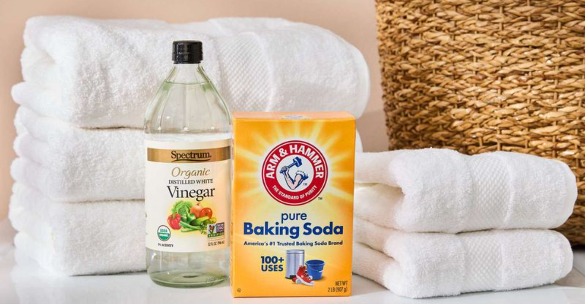 Why Vinegar Works Wonders On Towels Plus 4 Ways To Use It - Decor Hint Why Vinegar Works Wonders On Towels Plus 4 Ways To Use It - Decor Hint