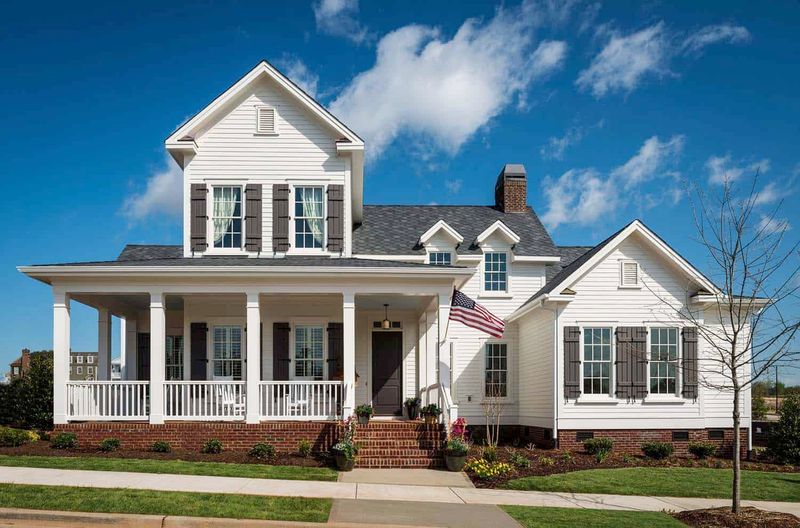 11 South Carolina Cottages That Capture Timeless Southern Charm - Decor Hint All-American-Style Cottage, Greenville