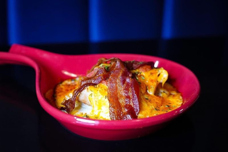 Where To Find 11 Of The Best Hot Browns In Kentucky - Decor Hint The Café – Louisville