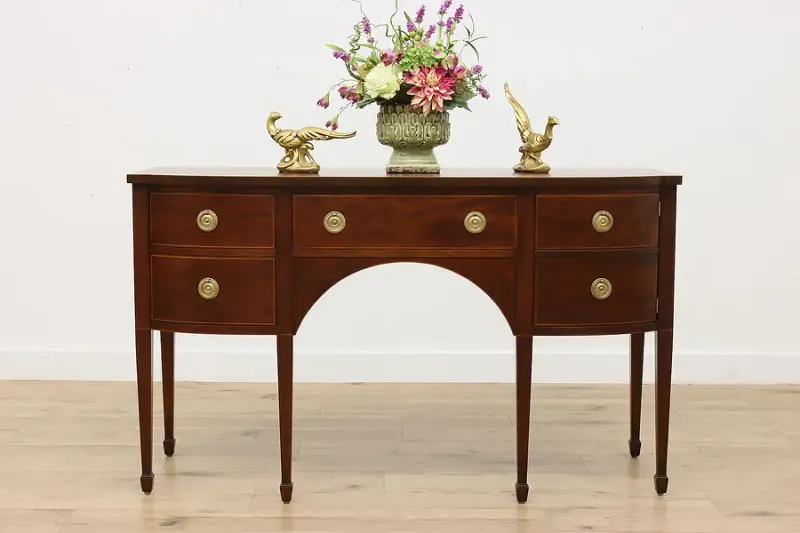 9 Formal Dining Room Styles In Connecticut That May Be Making A Comeback - Decor Hint Mahogany Sideboards