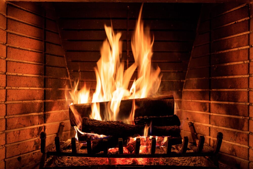 Wood Burning Fireplaces - Decor Hint