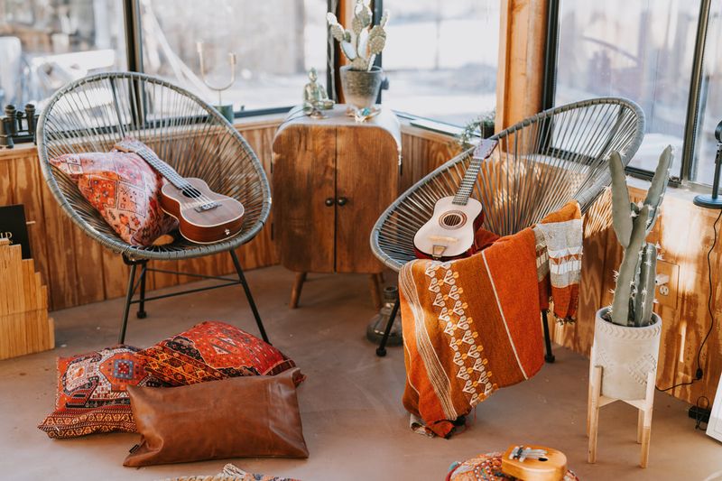 9 Must-Visit Vintage Shops In California For Retro Decor Lovers - Decor Hint Desert Dreamers Collective – Joshua Tree's Southwestern Vintage Haven