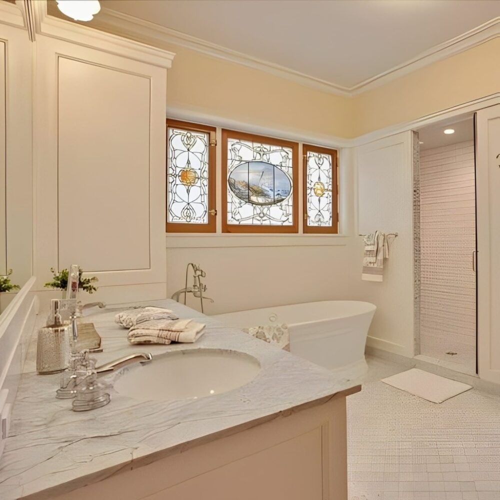 luxurious primary bathroom