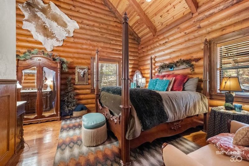 Ozark Mountain Retreat Bedroom