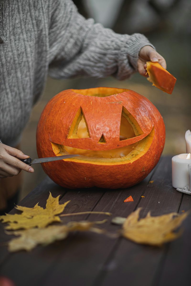 DIY Jack-O'-Lanterns