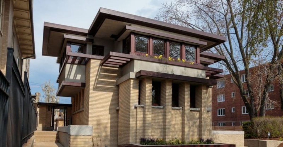 10 Historic Chicago Estates That Showcase The Glory Days Of Midwest Design - Decor Hint