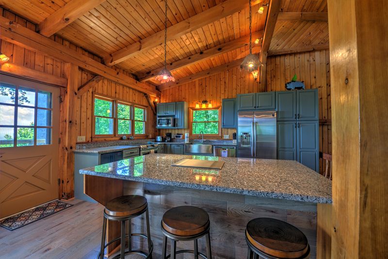 10 Kitchens In North Carolina That Might Remind You Of A Fairytale Cottage - Decor Hint Asheville Mountain Cottage Kitchen