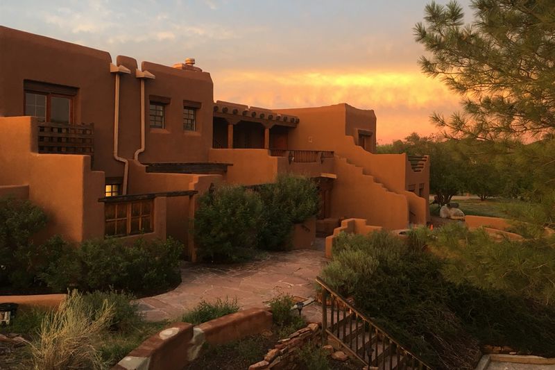 10 New Mexico Casitas With Classic Adobe Appeal - Decor Hint Santa Fe Sunset Haven