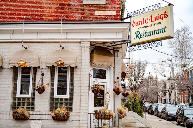 10 Pennsylvania Italian Gems Locals Don't Want To Share - Decor Hint Dante & Luigi's