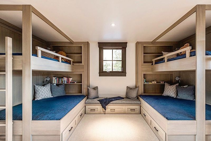 10 Utah Cabin Bunk Rooms That Grow With Kids - Decor Hint Modular Magic In Park City