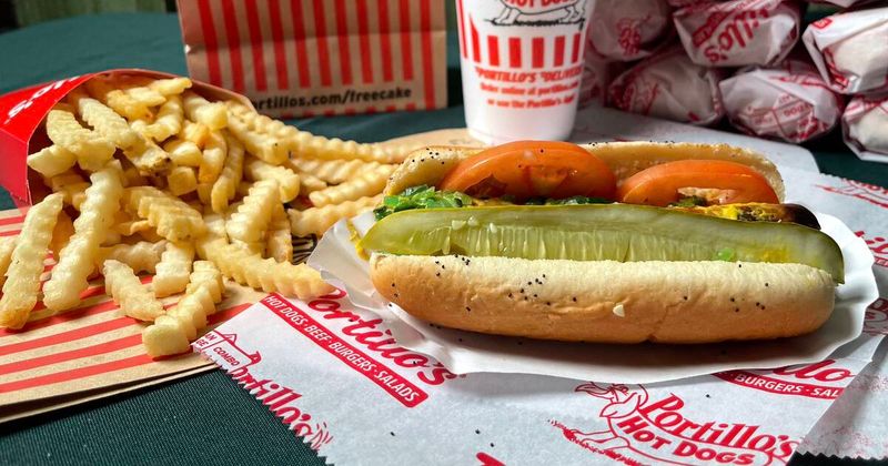 Portillo's Hot Dogs – Chicago's Fast Food Royalty