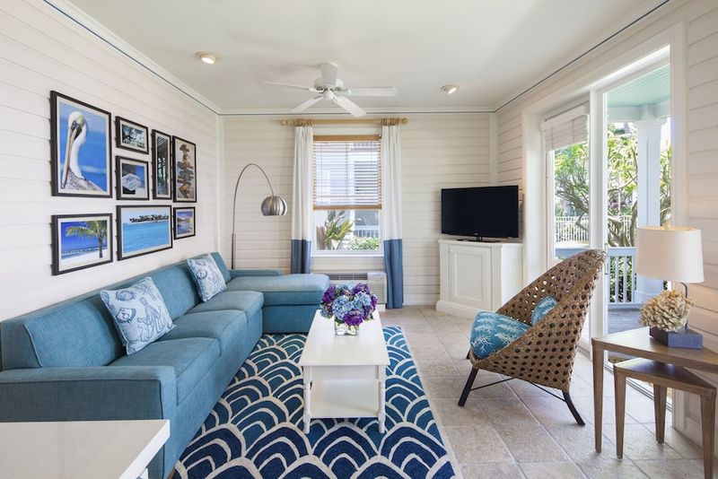 Sunset Key Cottages – Key West