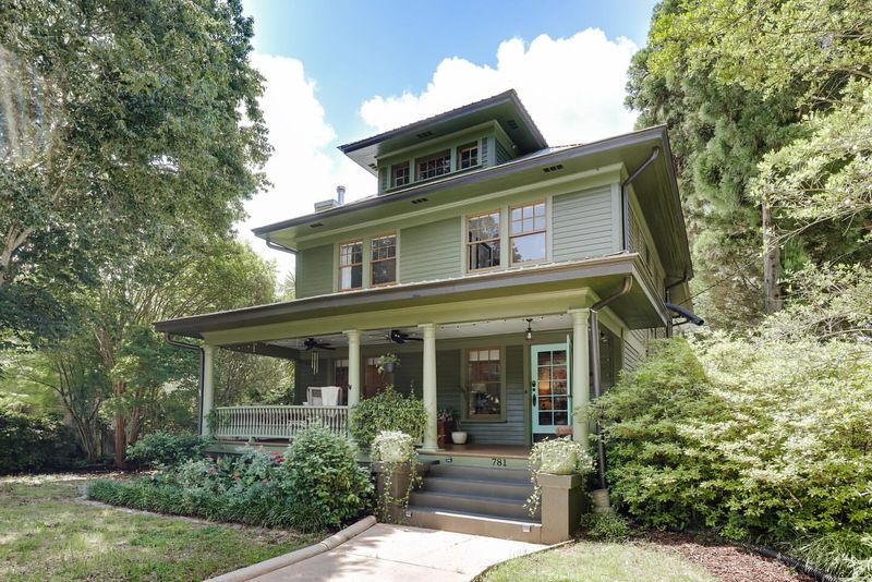 12 Georgia Craftsman Homes That Haven't Lost Their Appeal - Decor Hint Five Points Craftsman – Athens