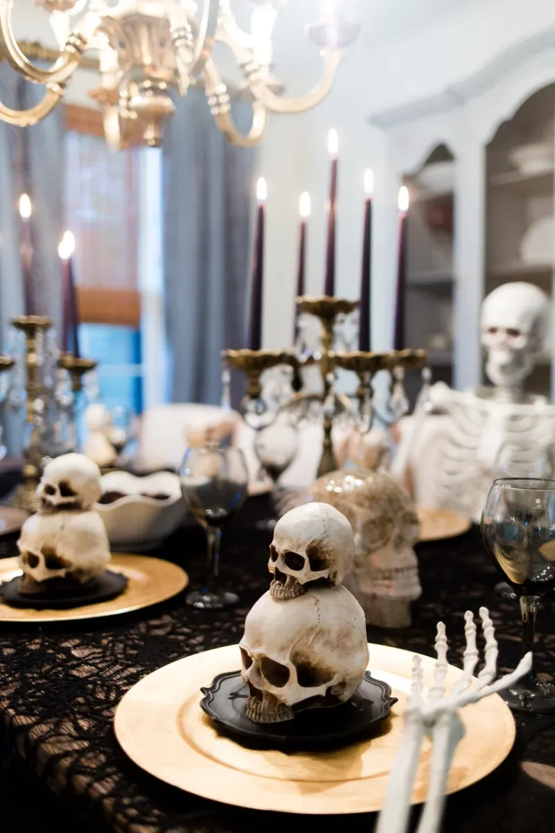Black Lace And Gold Candle Tablescape