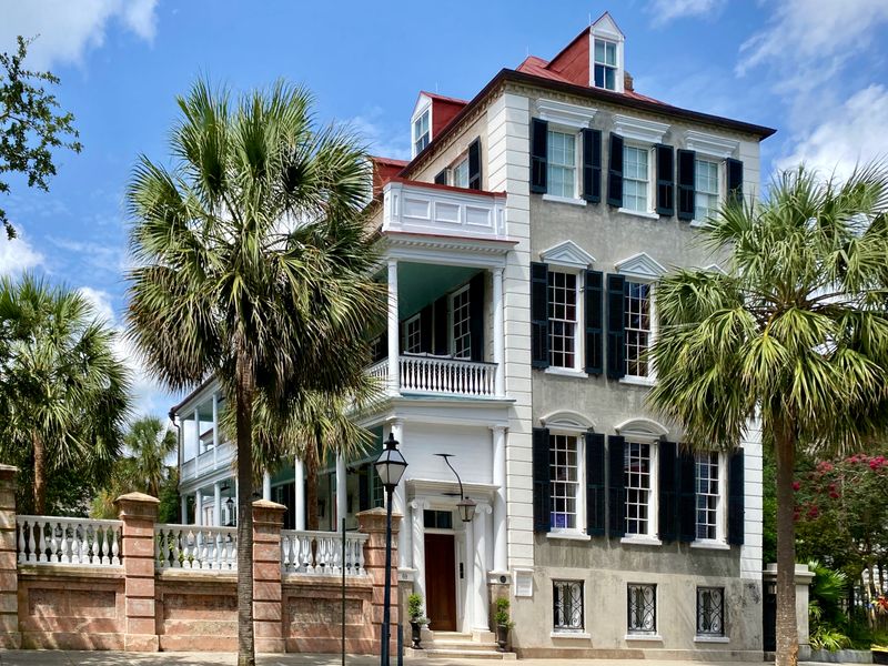 12 Homes Along South Carolina's Coast That Could Feel Classically Southern - Decor Hint Charleston Historic District Home Where Time Stands Still