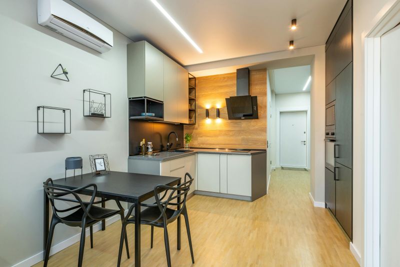 12 Interior Trends That May Sacrifice Comfort For Style - Decor Hint Minimalist Seating That Looks Sleek But Feels Uncomfortable