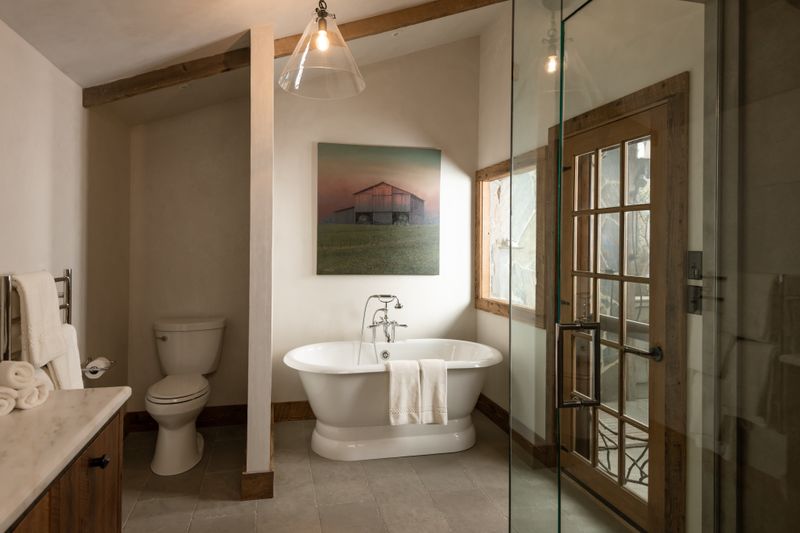 Asheville Mountain Cottage Bathroom