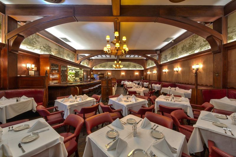 12 Old-School California Steakhouses Serving Tradition Over Trend - Decor Hint Musso & Frank Grill – Hollywood's Century-Old Icon