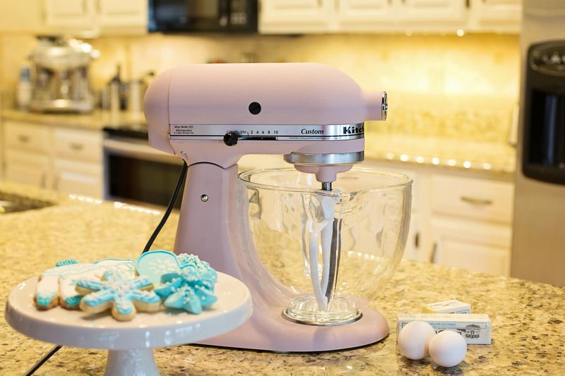 13 Kitchen Items That Can Add A Retro Touch To Your Space - Decor Hint Pastel Stand Mixer