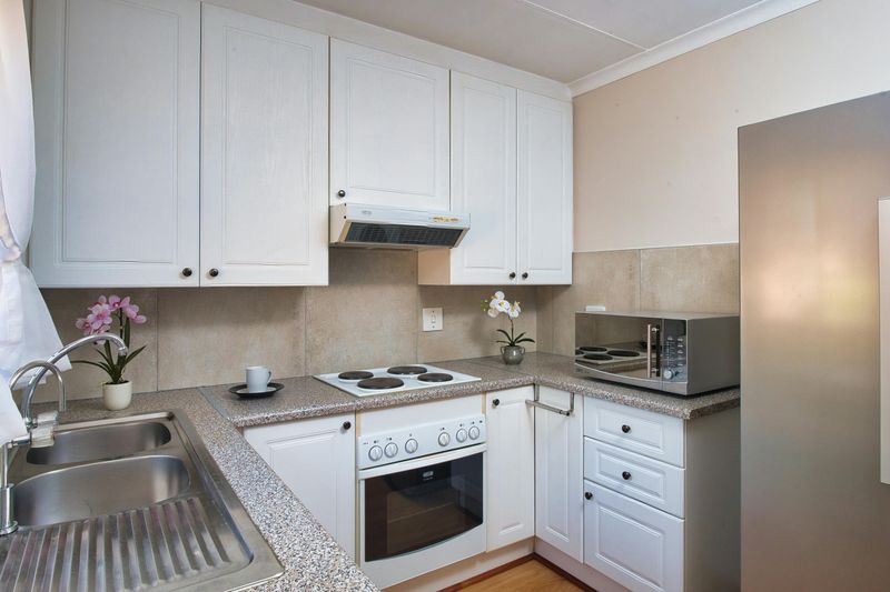 13 Subtle Changes That Could Make Your Home Look Modern Again - Decor Hint Swapping outdated cabinet hardware