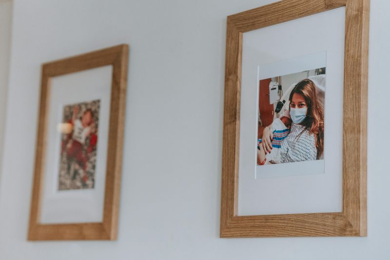 13 Things I Stopped Displaying That Made My Home Feel Calmer - Decor Hint Excessive Family Photos