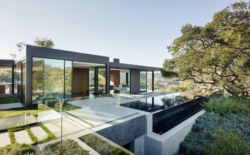 Modern Minimalist In California