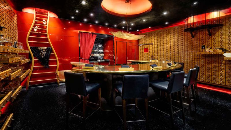 15 Las Vegas Dining Spots You'll Need Luck (Or Skill) To Book - Decor Hint É by José Andrés