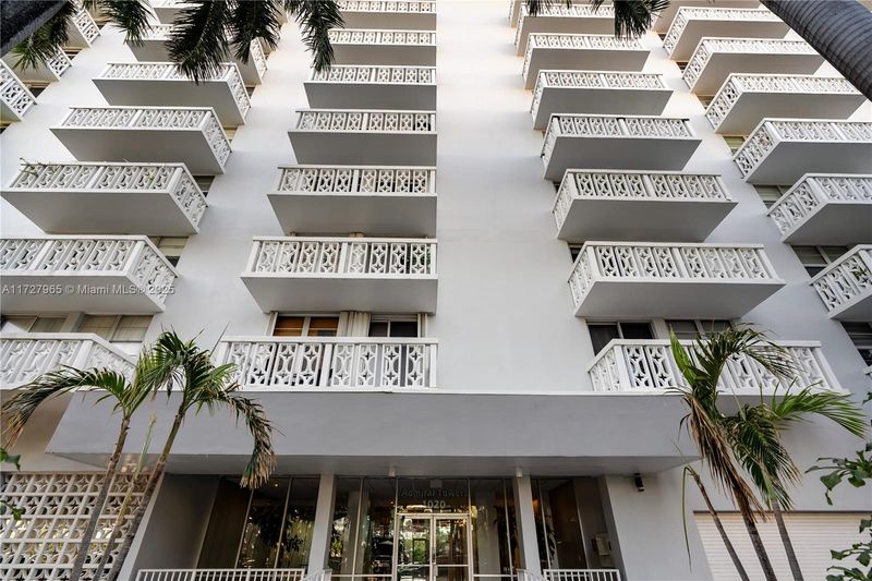 10 Miami Art Deco Condos With Vintage Glamour Intact - Decor Hint The Admiral Towers - Eyebrow Architecture Icon