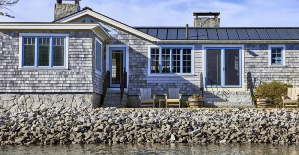 19 Historic Coastal Cottages That Define Maines Charm - Decor Hint