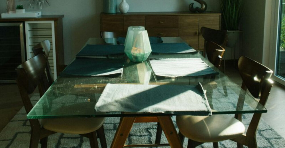 5 Reasons 90s Dining Rooms Could Make A Comeback If Designers Agree - Decor Hint