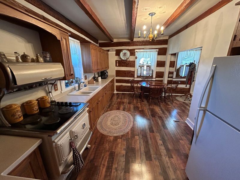 9 Pennsylvania Farmhouses With Kitchens Made For Gathering - Decor Hint 268 Geary Rd – Centre Hall, PA