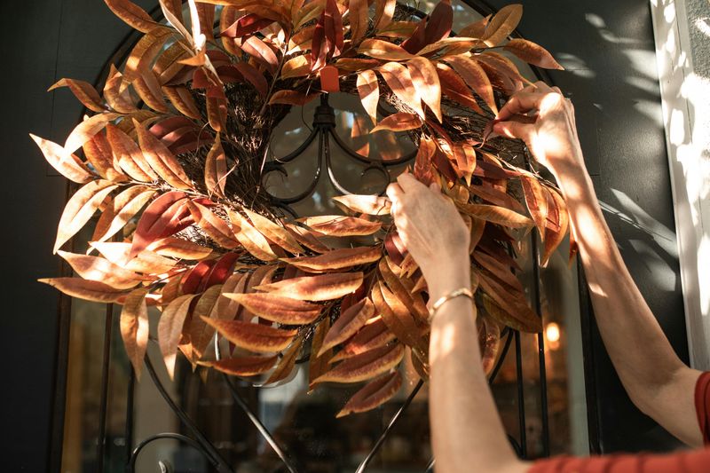Cozy Autumn Wreaths For The Front Door