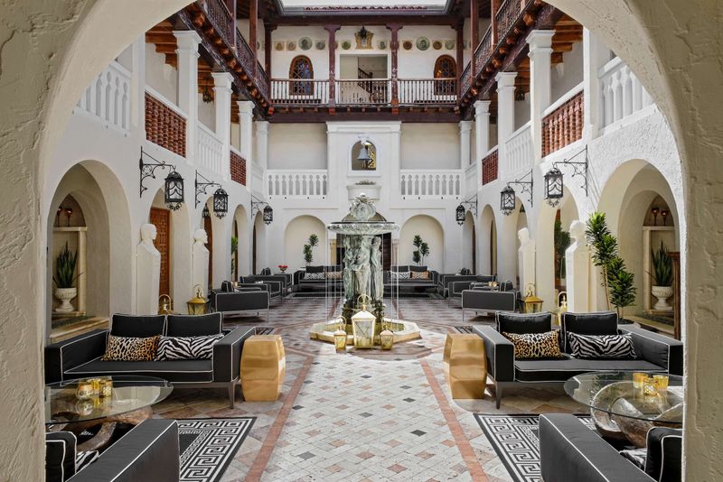 6 Dreamy Florida Villas With Mediterranean Touches That Made Headlines - Decor Hint Villa Casa Casuarina – The Versace Legacy