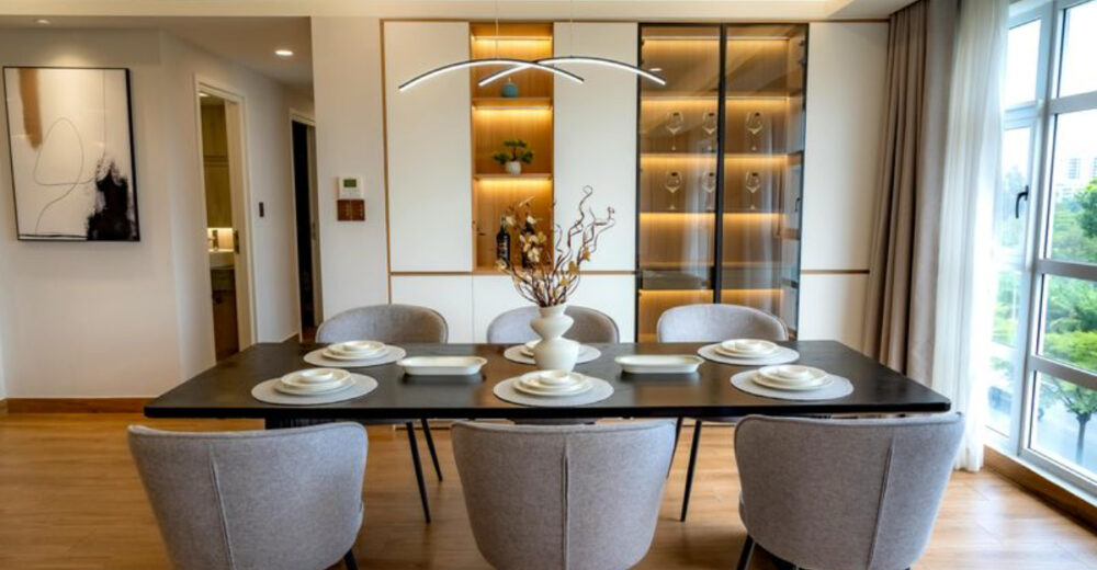 6 Suggestions For Styling Glass Cabinets Without A Cluttered Look - Decor Hint