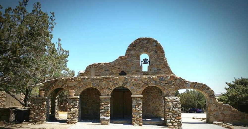 7 California Desert Retreats That Blend Rustic With Modern - Decor Hint