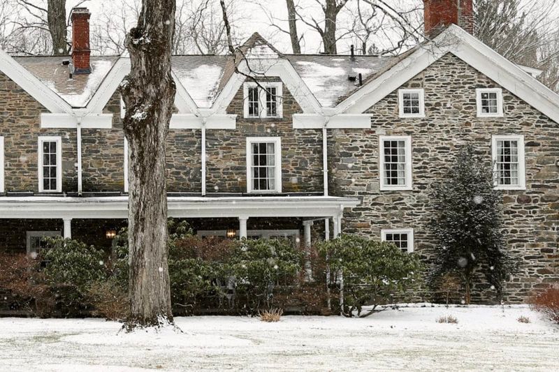 7 Hudson Valley Farmhouses With That Local-Approved Charm - Decor Hint The Stone Ridge Beauty