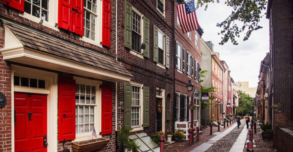 7 Philly Row Homes That Highlight Timeless Brick Craftsmanship - Decor Hint