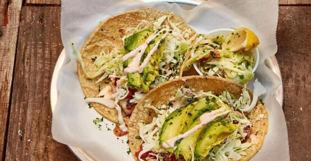 7 Reasons Fish Taco Lovers Are Flocking To This Tiny California Taco Stand - Decor Hint