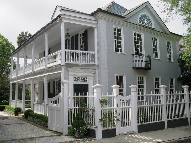 8 Charleston Porches That Steal The Show From The Living Rooms - Decor Hint The Piazza Paradise