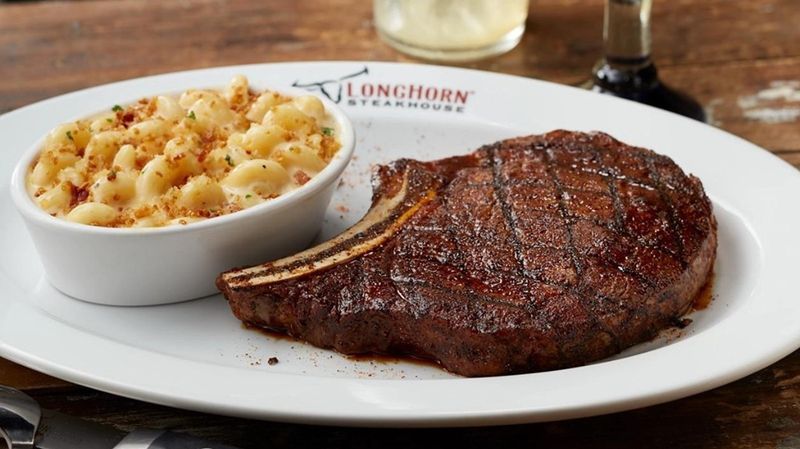 8 Georgia Steakhouse Chains That Locals Trust For A Perfect Ribeye - Decor Hint LongHorn Steakhouse: Atlanta's Homegrown Hero