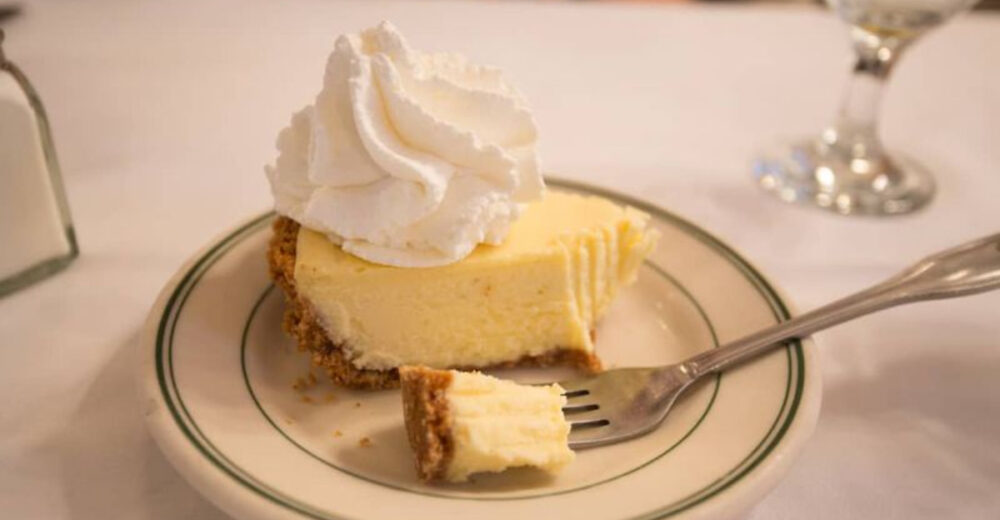 8 Must Try Florida Key Lime Pie Spots That Perfectly Balance Tart And Creamy - Decor Hint