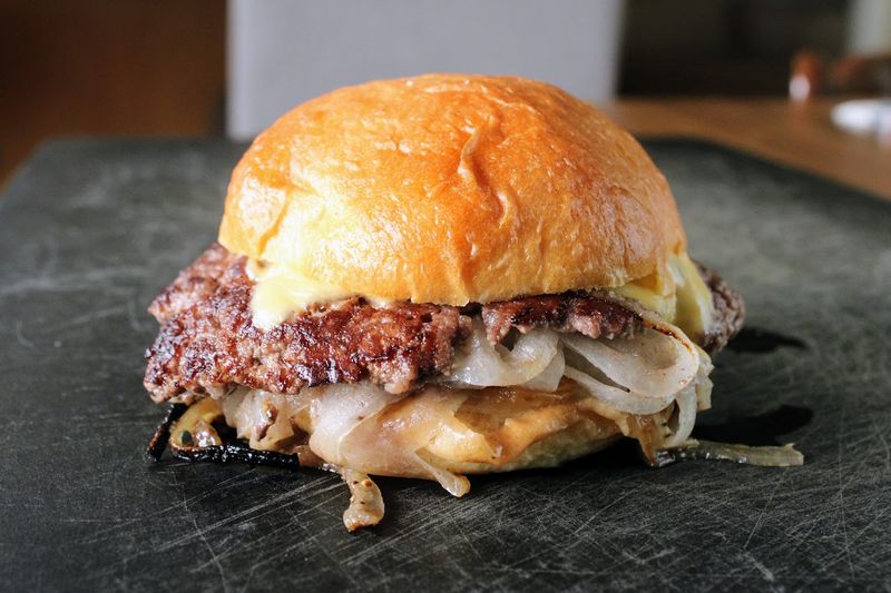 8 Must-Try Oklahoma Dishes Only True Oklahomans Know - Decor Hint Fried Onion Burger