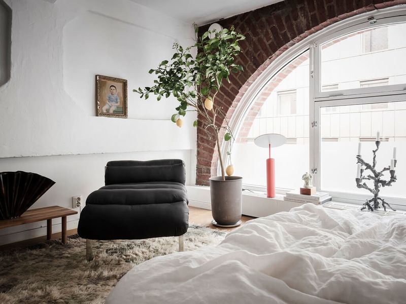 8 Portland Loft Bedrooms That Embrace Arches And Stone Elegance - Decor Hint Rustic Brick Arch Sanctuary