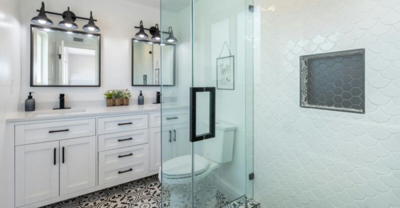 8 Renovation Habits In Bathrooms That Contractors Often See Go Wrong