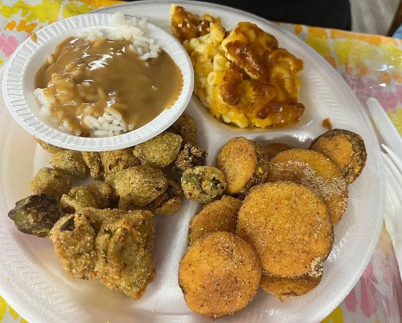 8 South Carolina Meat-And-Three Spots Full Of Flavor - Decor Hint Charlene's Home Cooking – Moore